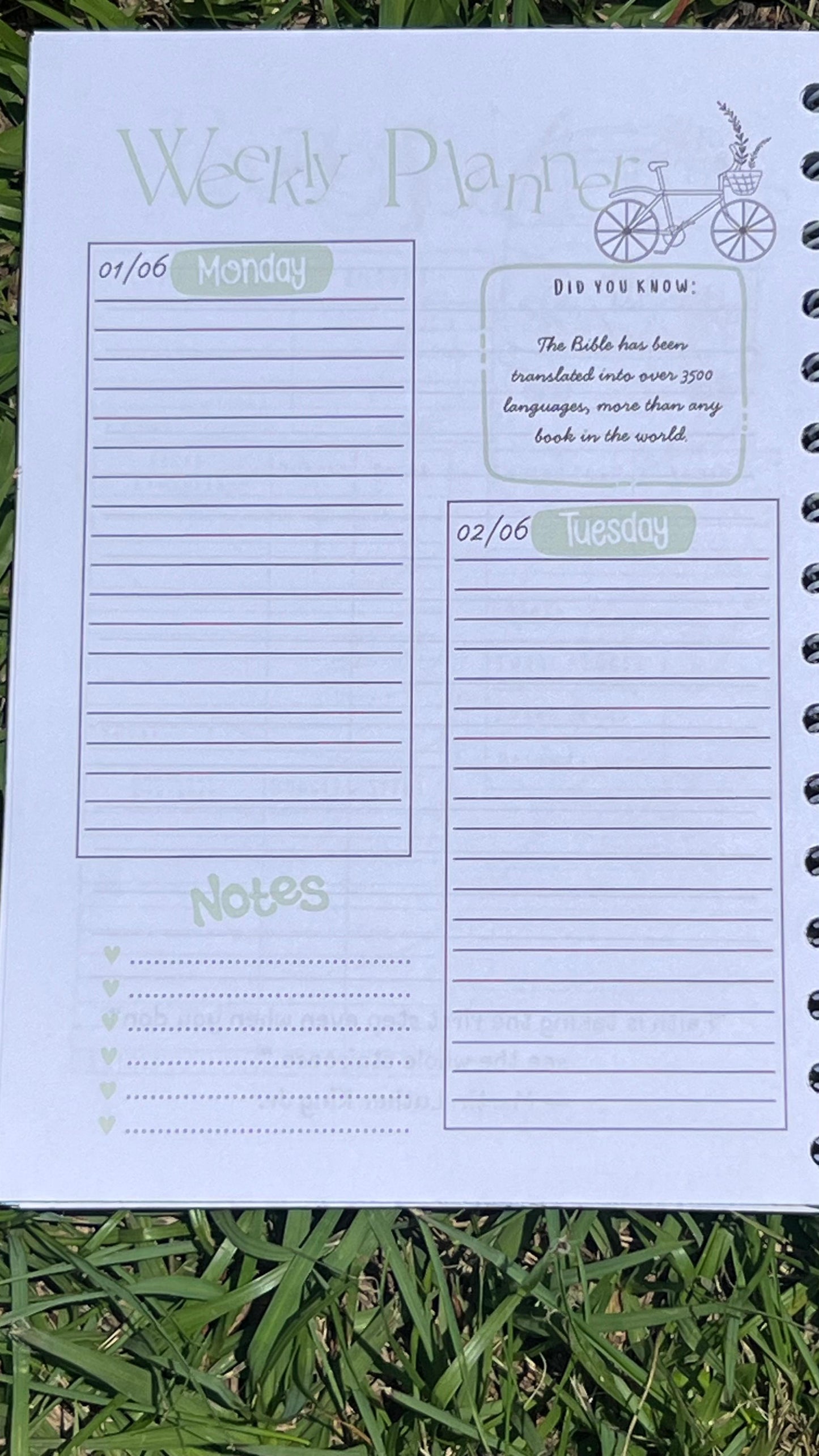 The Faith & Flourish 2026 Women’s Planner is officially here!