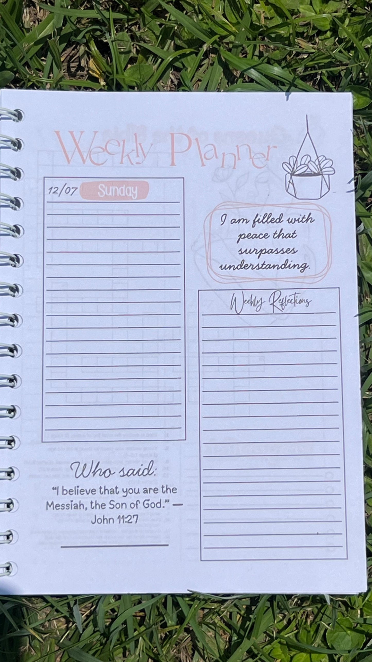 The Faith & Flourish 2026 Women’s Planner is officially here!